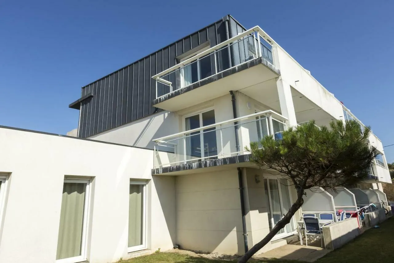 Residence Odalys Domaine Des Roches Jaunes プルガヌー ホリデーパーク